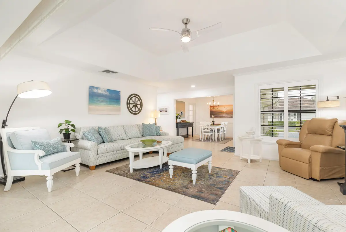 low-9 at 11341 Briarwood Place, North Palm Beach
