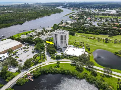 3322 Casseekey Island Road 302, Jupiter – Condominium for sale