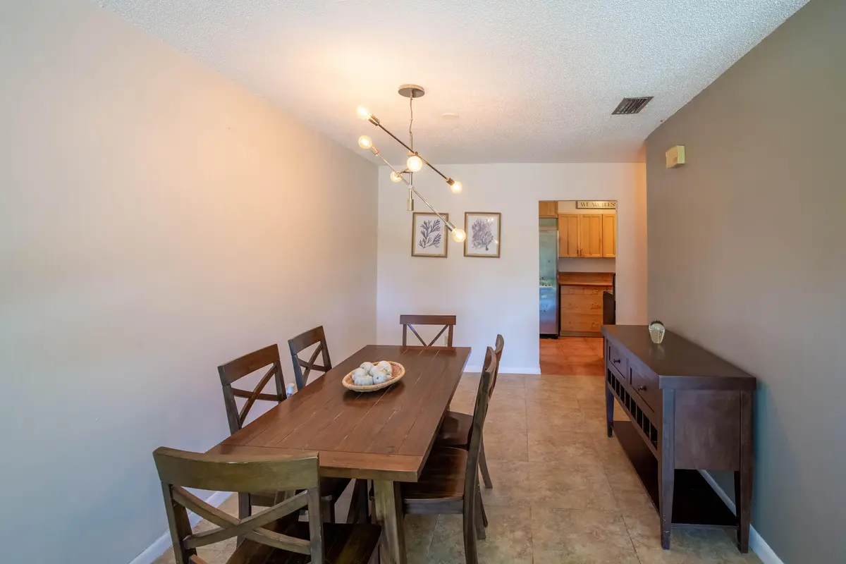 187 Auburn Drive, Lake Worth Beach, FL – photo 7