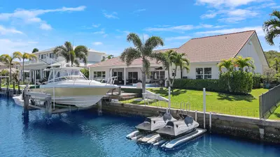 9139 SE Hawksbill Way, Hobe Sound – sold