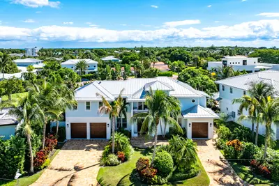 540 NE Spanish Trail, Boca Raton – sold
