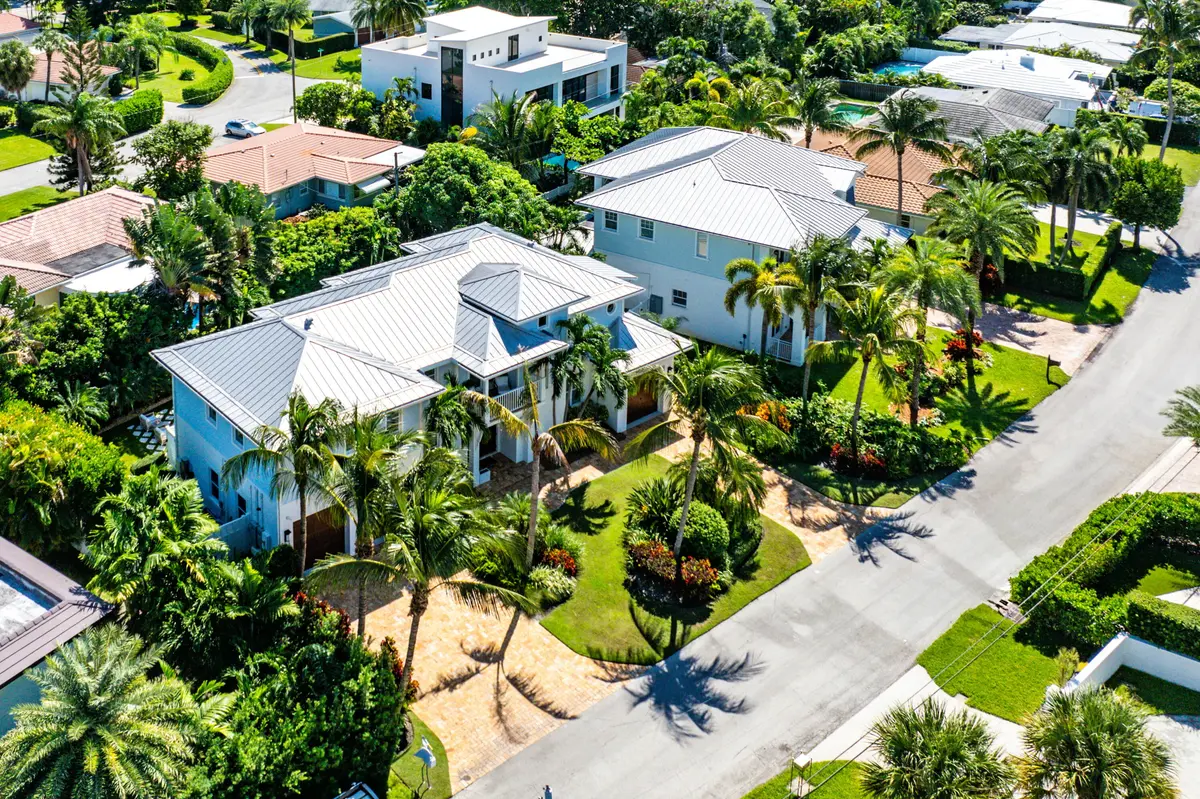 4 Front -2 at 540 NE Spanish Trail, Boca Raton