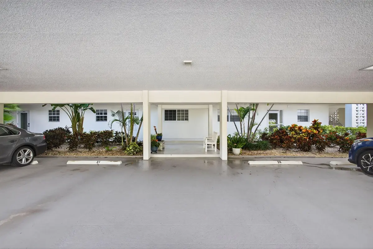 2-web-or-mls-5D1A0851 at 100 Waterway Road A304, Tequesta