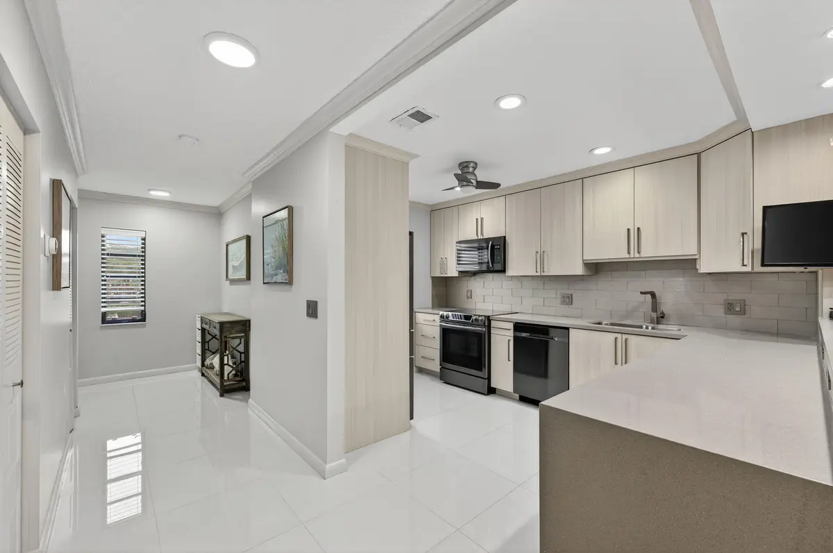 7-web-or-mls-DSC09331 at 8450 Casa Del Lago J, Boca Raton