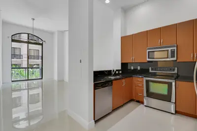 701 S Olive Avenue 307, West Palm Beach – sold
