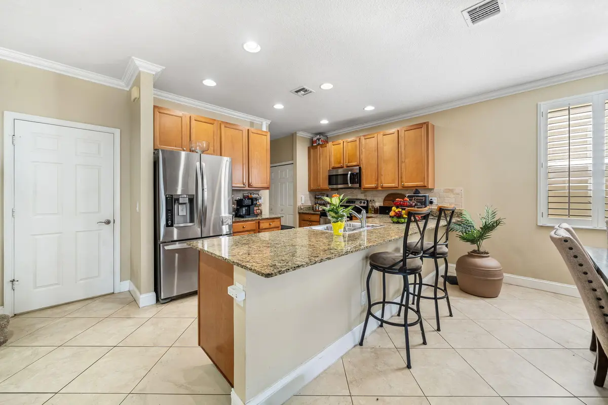 Kitchen at 1003 NW Leonardo Circle, Port St. Lucie
