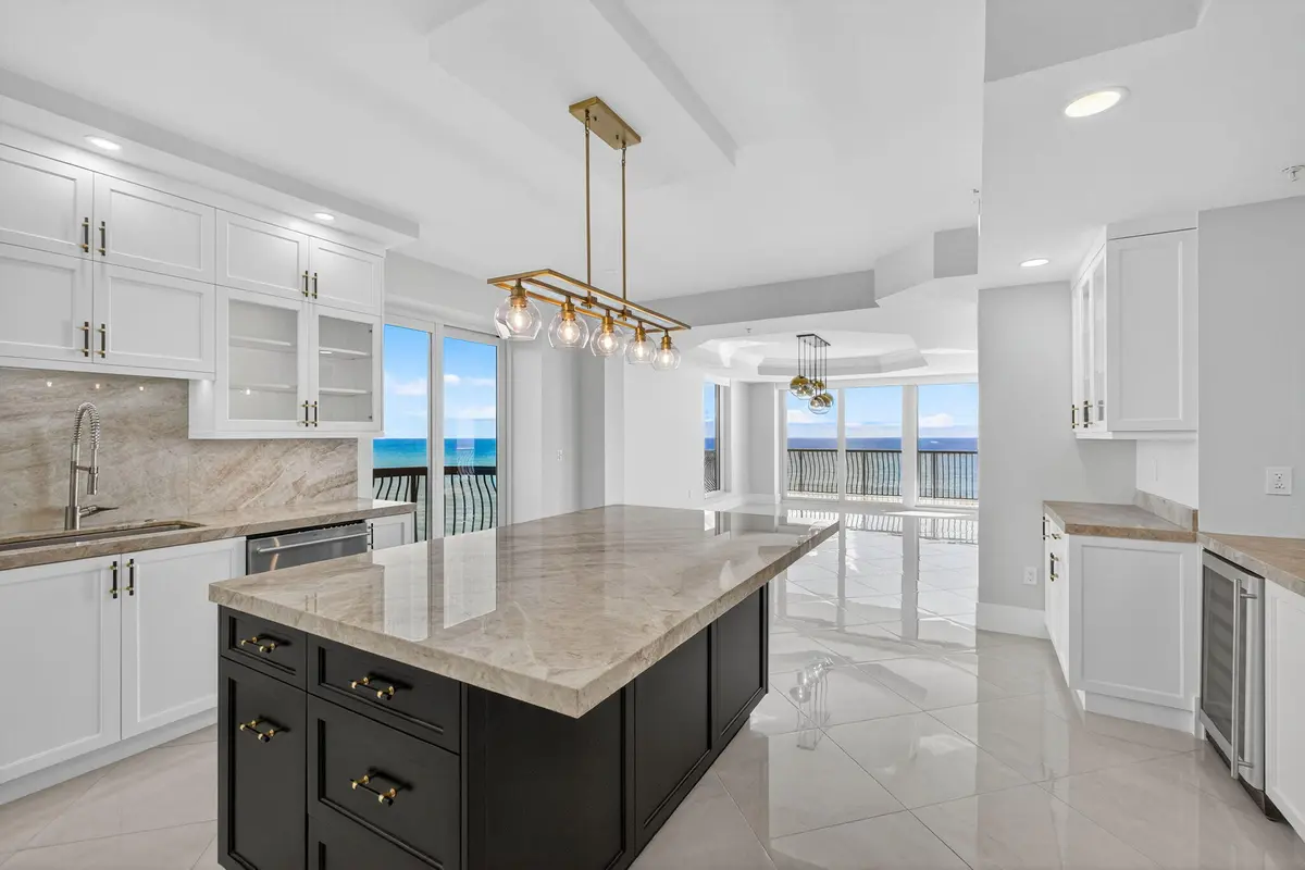 20-web-or-mls-18-print-5D1A0487 at 5150 N Ocean Drive 1201, Singer Island