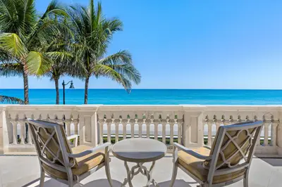 1620 S Ocean Boulevard, Palm Beach – Single Family Residence for sale