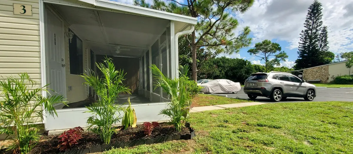 560 22 at 560 7th Place, Vero Beach
