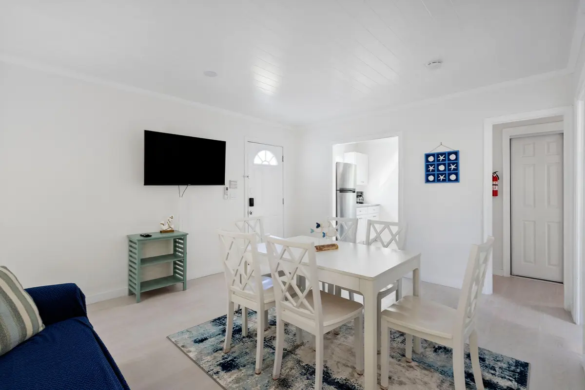 3 bedroom livingroom at 670 Hernando Street D, Fort Pierce
