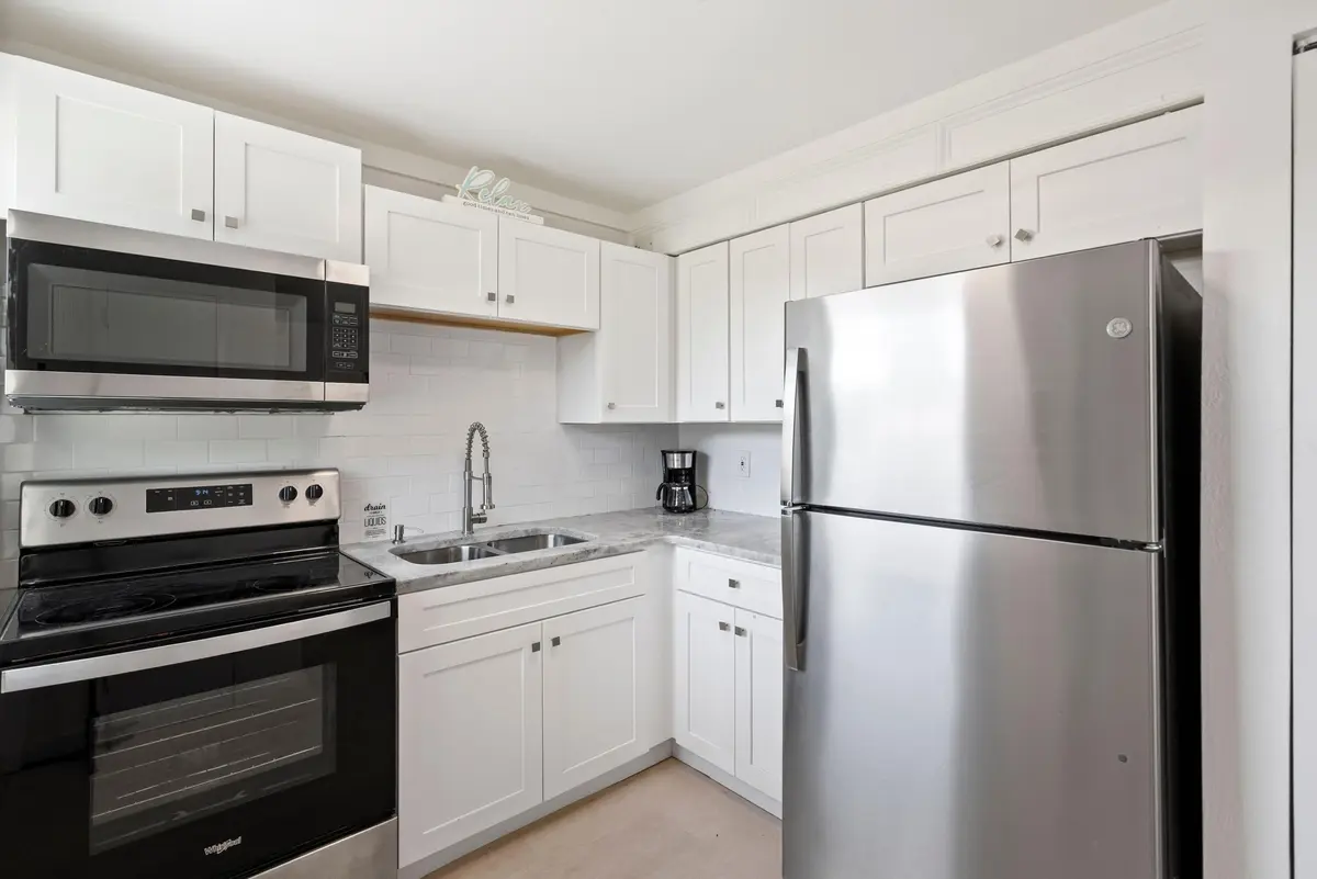 Kitchen 4 at 670 Hernando Street E, Fort Pierce