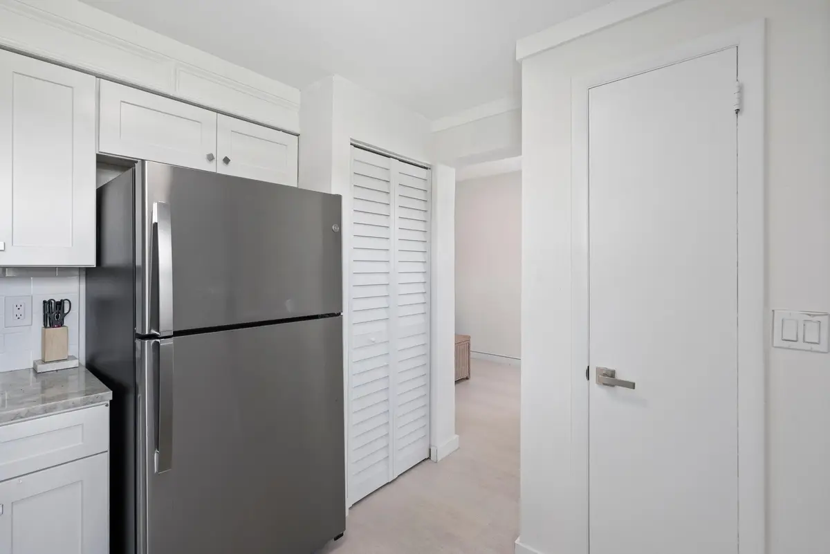 Kitchen at 670 Hernando Street E, Fort Pierce