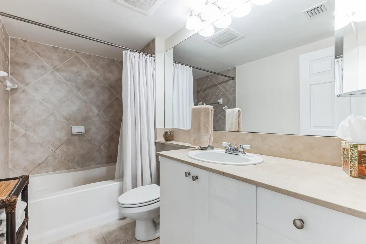 153A0018 at 700 E Boynton Beach Boulevard 511, Boynton Beach