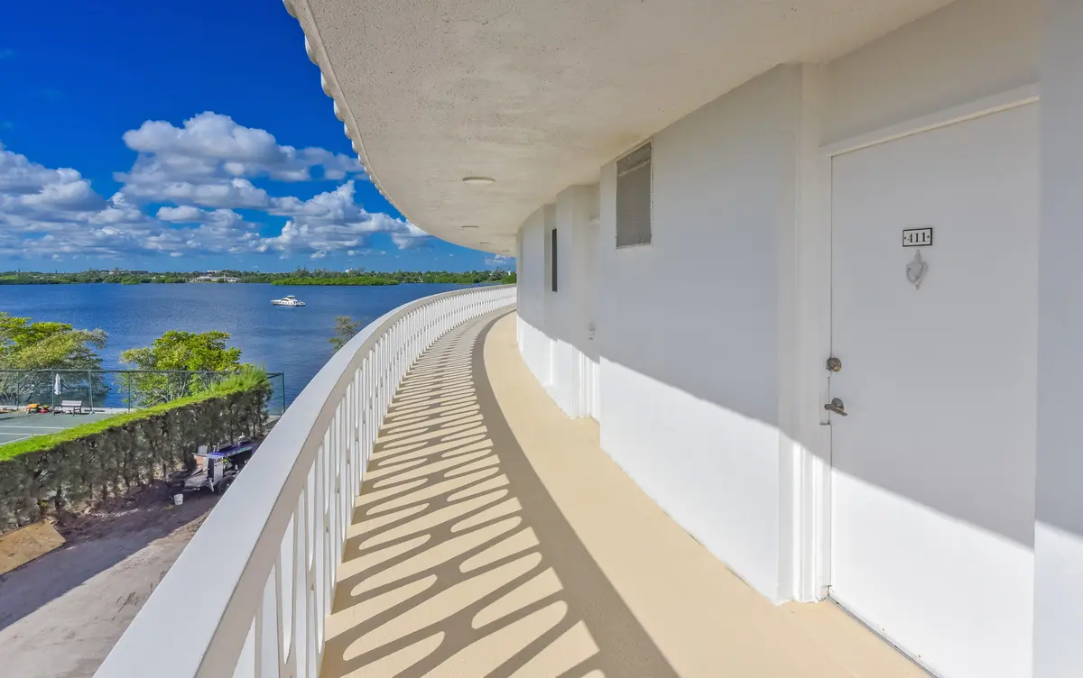 2505 S Ocean Blvd Unit 411 at 2505 S Ocean Boulevard 411, Palm Beach