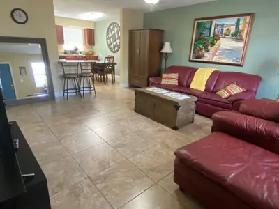 801 Hummingbird Way 104, North Palm Beach – Apartment for rent