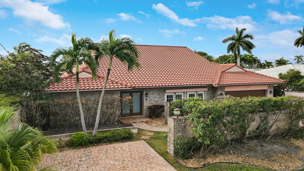 Front 1 at 3040 NE 40th Street, Fort Lauderdale