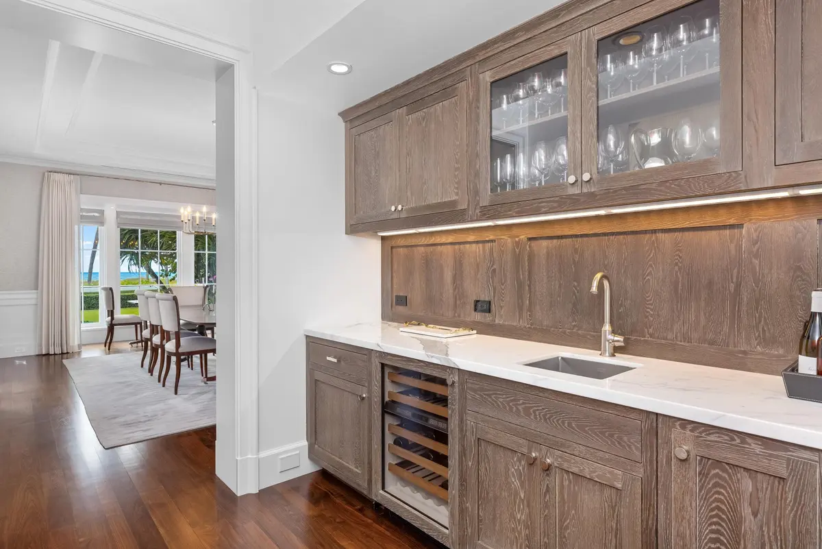 Wet Bar at 102 Reef Road, Palm Beach