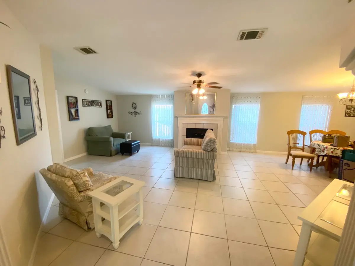 IMG_4833 at 436 Tropical Isles Circle, Fort Pierce