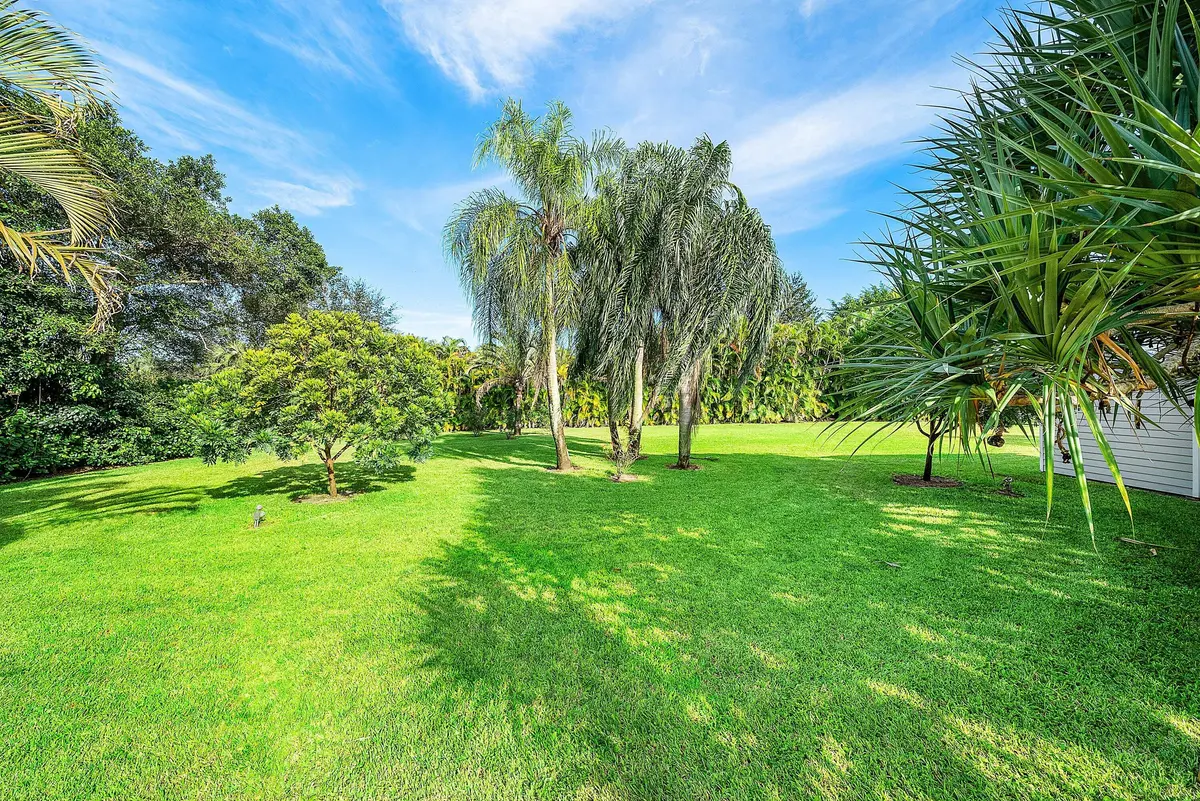 061-8260NativeDancerRoadEast-PalmBeachGa at 8260 Native Dancer Road, Palm Beach Gardens