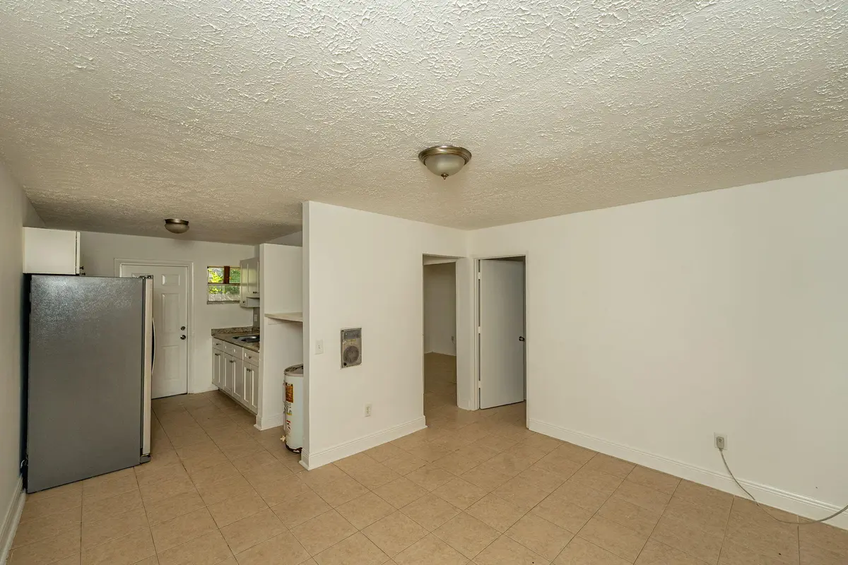 27-web-or-mls-2108-avenue-e at 2108 Avenue E, Fort Pierce