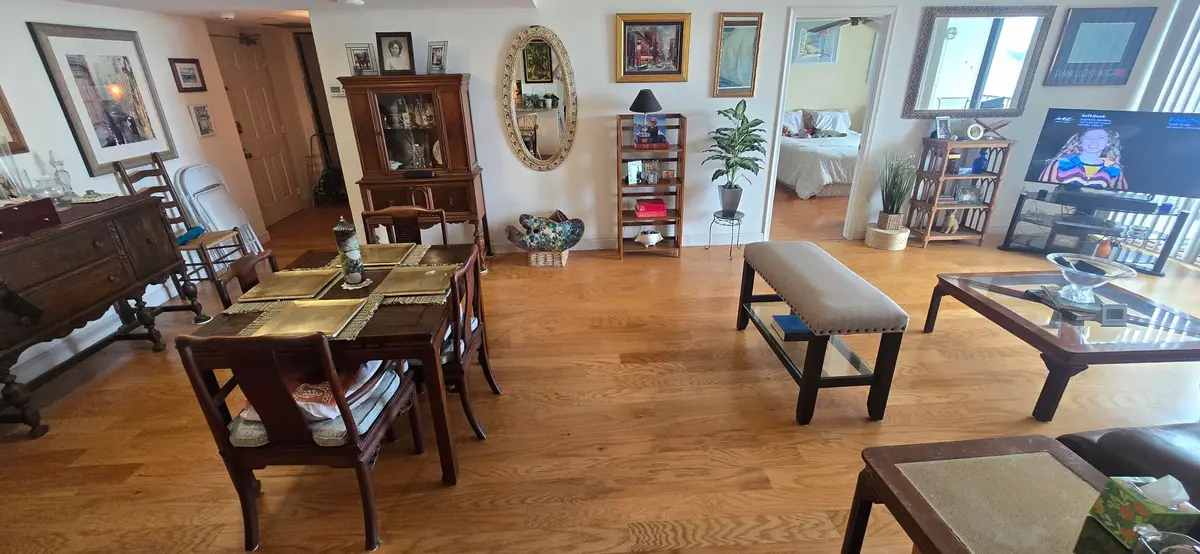 1m at 5600 N Flagler Drive 801, West Palm Beach