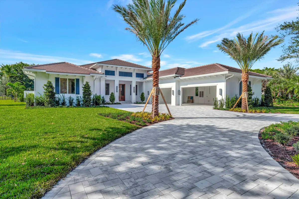 Circular Driveway at 5355 Sea Biscuit Road, Palm Beach Gardens