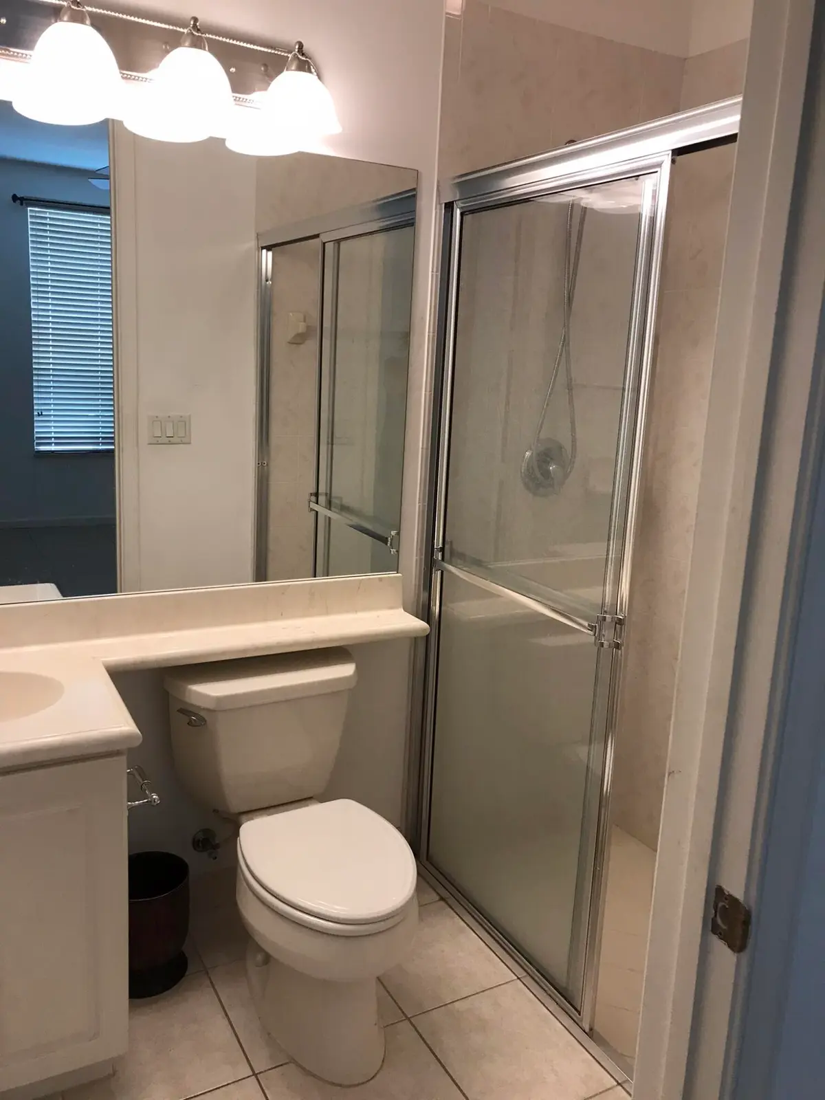 IMG_2274 - 1st Flr Full Bath at 1430 Via Alferi, Boynton Beach