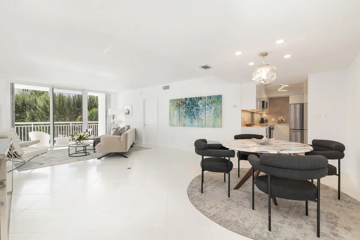 low-1 at 2780 S Ocean Boulevard 311, Palm Beach