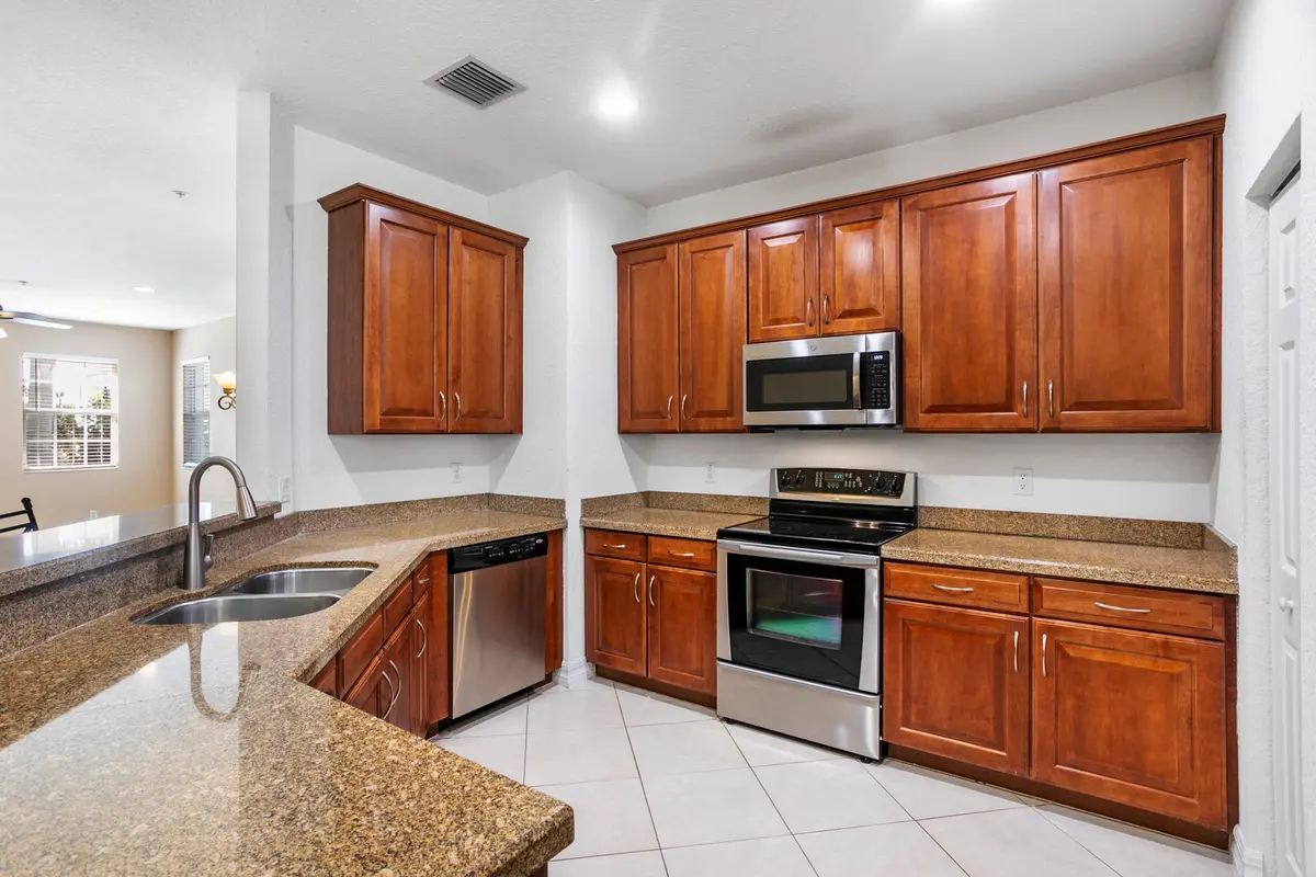 114_L-Berry_34_MLS at 114 Locustberry Lane 101, Jupiter