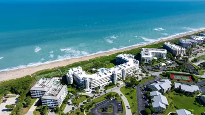 579 NE Plantation Road N207, Stuart – sold