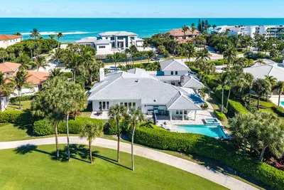 1904 SE Sailfish Point Boulevard, Stuart – Single Family Residence for sale