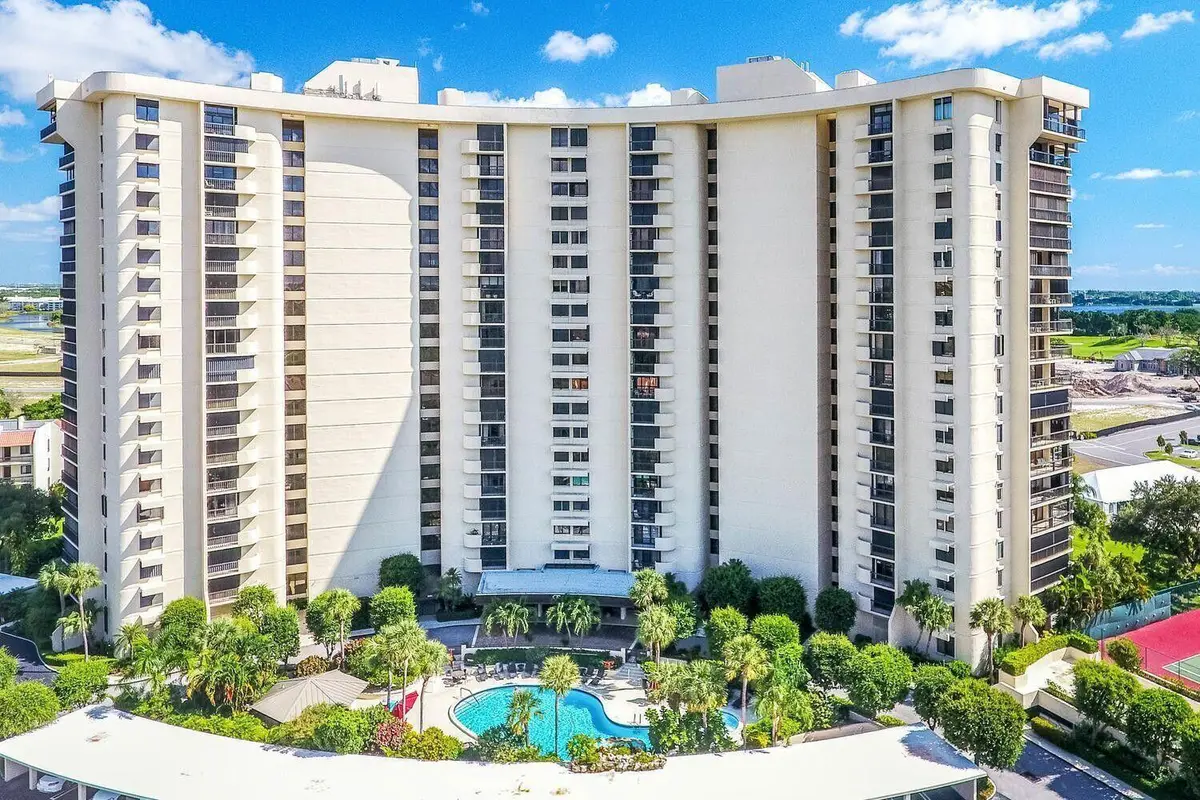 Envoy building at 2480 Presidential Way 1504, West Palm Beach