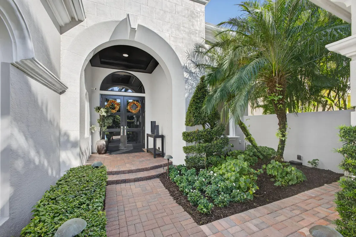 6-web-or-mls-5D1A9767 at 186 Viera Drive, Palm Beach Gardens