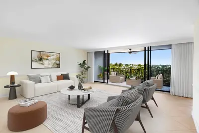 120 Lakeshore Drive 435, North Palm Beach – Condominium for sale