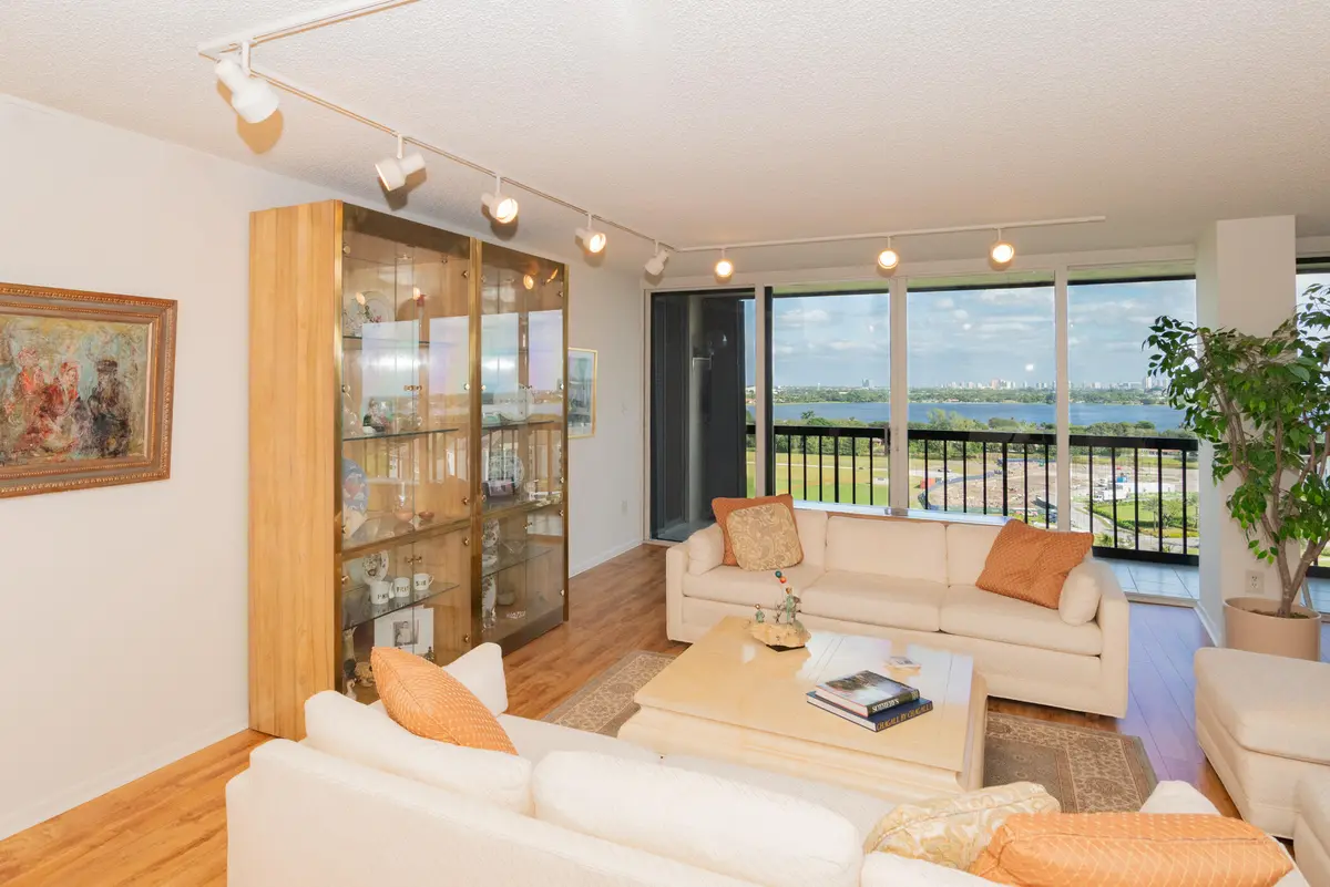 Photo 6 at 2480 Presidential Way 1504, West Palm Beach