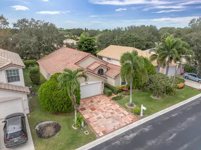 2705 Pointe Circle, Greenacres – sold