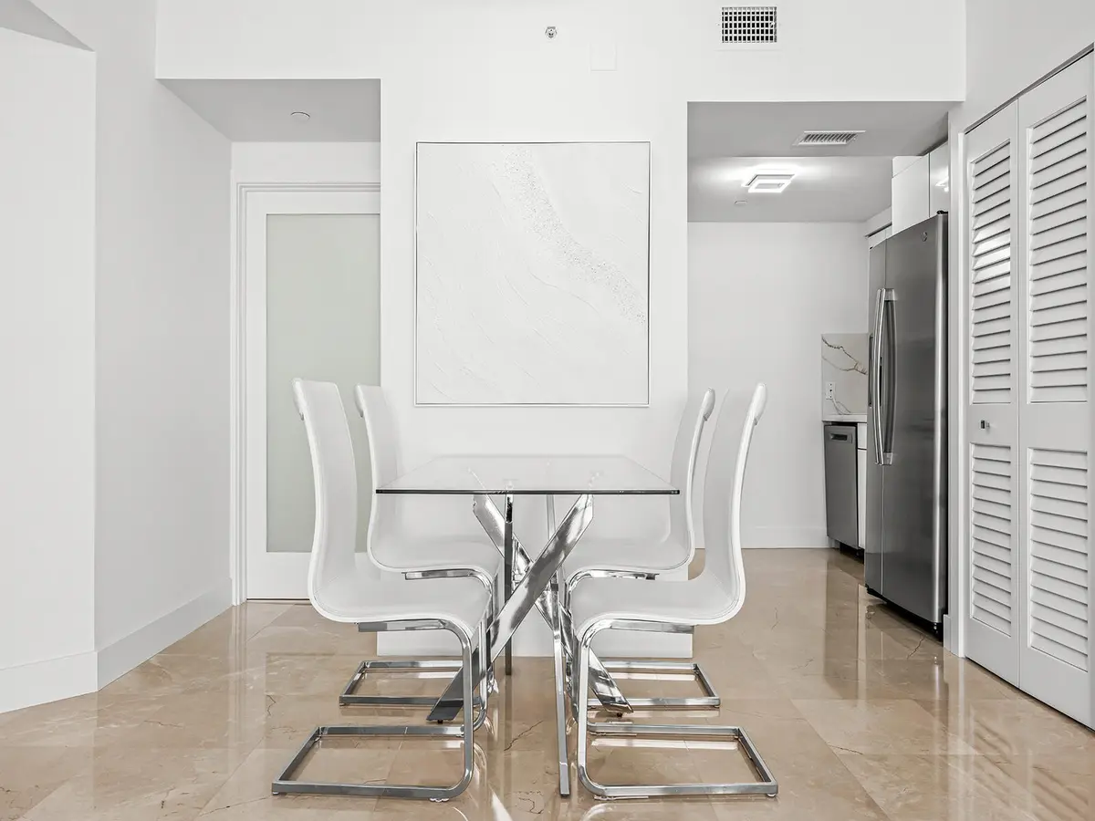 Dining 2 at 6365 Collins Avenue 1911, Miami Beach