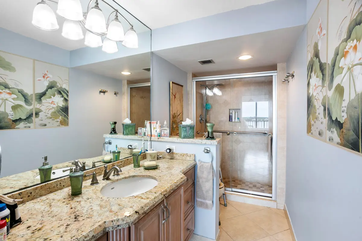 QN_1010_19_MLS at 136 Lakeshore Drive 1010, North Palm Beach