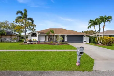 13947 Geranium Place, Wellington – sold