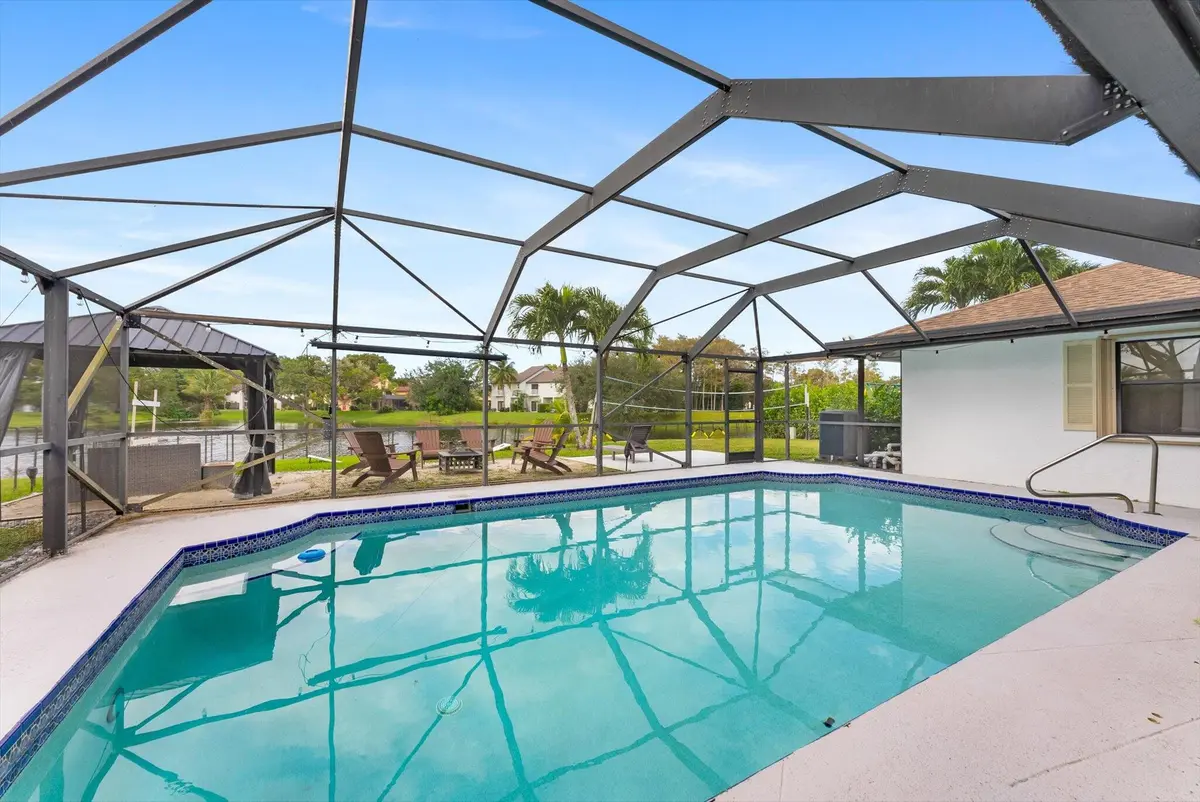 056-Fix 4 at 13947 Geranium Place, Wellington