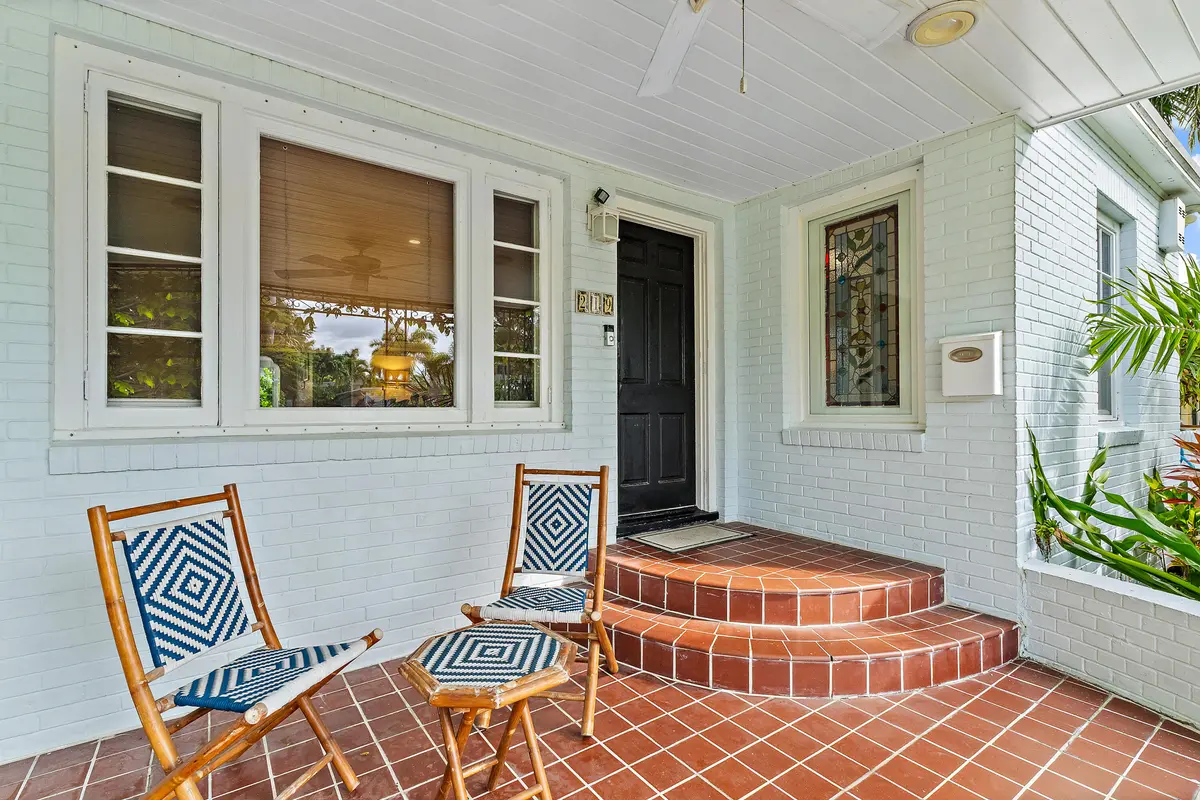 009-21933rdSt-WestPalmBeach-FULL at 219 33rd Street, West Palm Beach