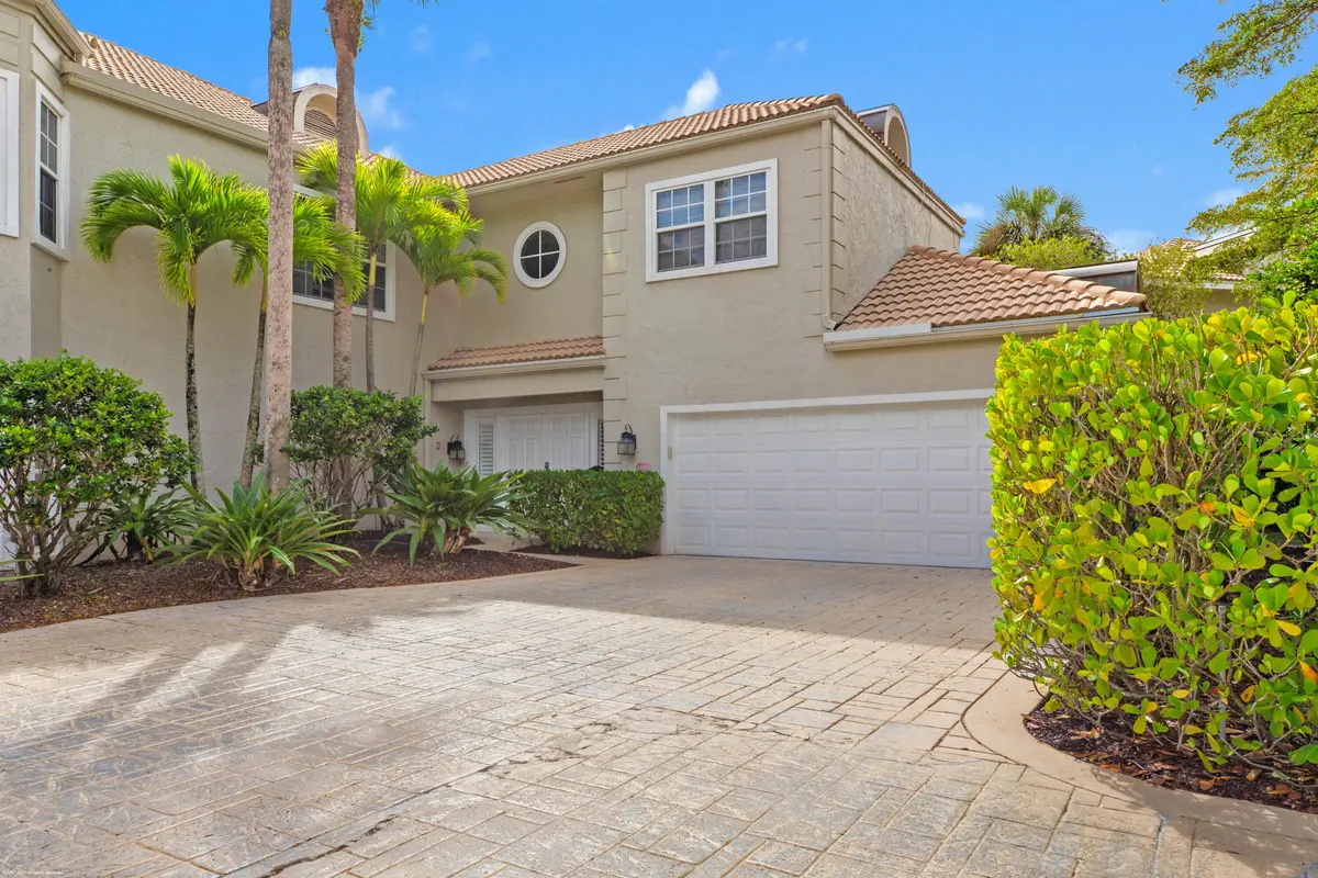 11815 Pebblewood Dr 004 at 11815 Pebblewood Drive, Wellington