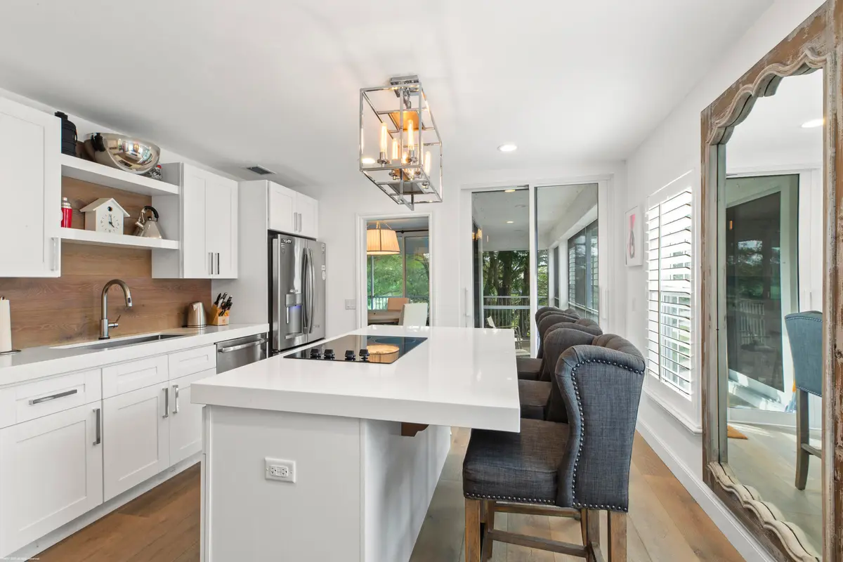11815 Pebblewood Dr 009 at 11815 Pebblewood Drive, Wellington