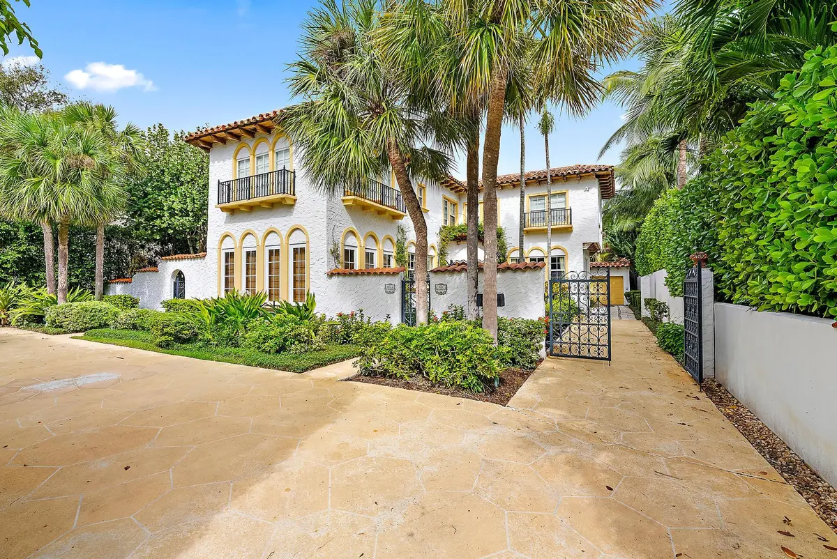 325 Seaspray Avenue-1 at 325 Seaspray Avenue, Palm Beach
