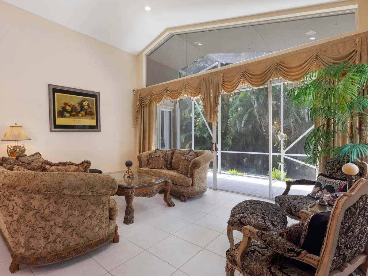 Living at 5159 Brookview Drive, Boynton Beach