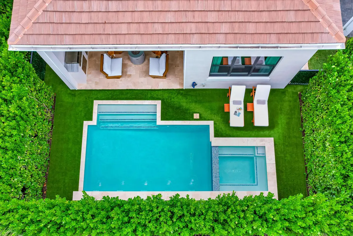 Maximum Privacy at 13638 Artisan Circle, Palm Beach Gardens