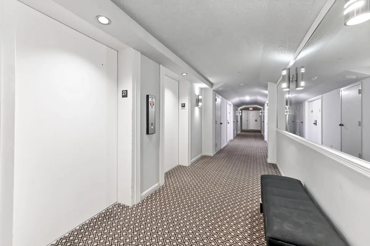 01 Hallway 01 at 1900 Consulate Place 2104, West Palm Beach