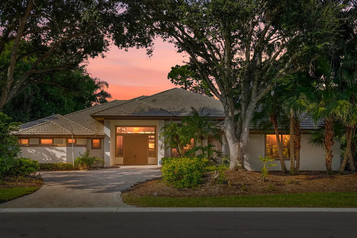 DSC06554_Twilight at 6469 SE Baltusrol Terrace, Stuart