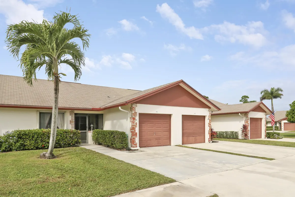 One Car Garage at 146 Moccasin Trail, Jupiter