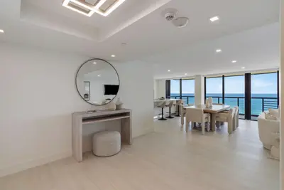 250 S Ocean Boulevard 11f, Boca Raton – sold